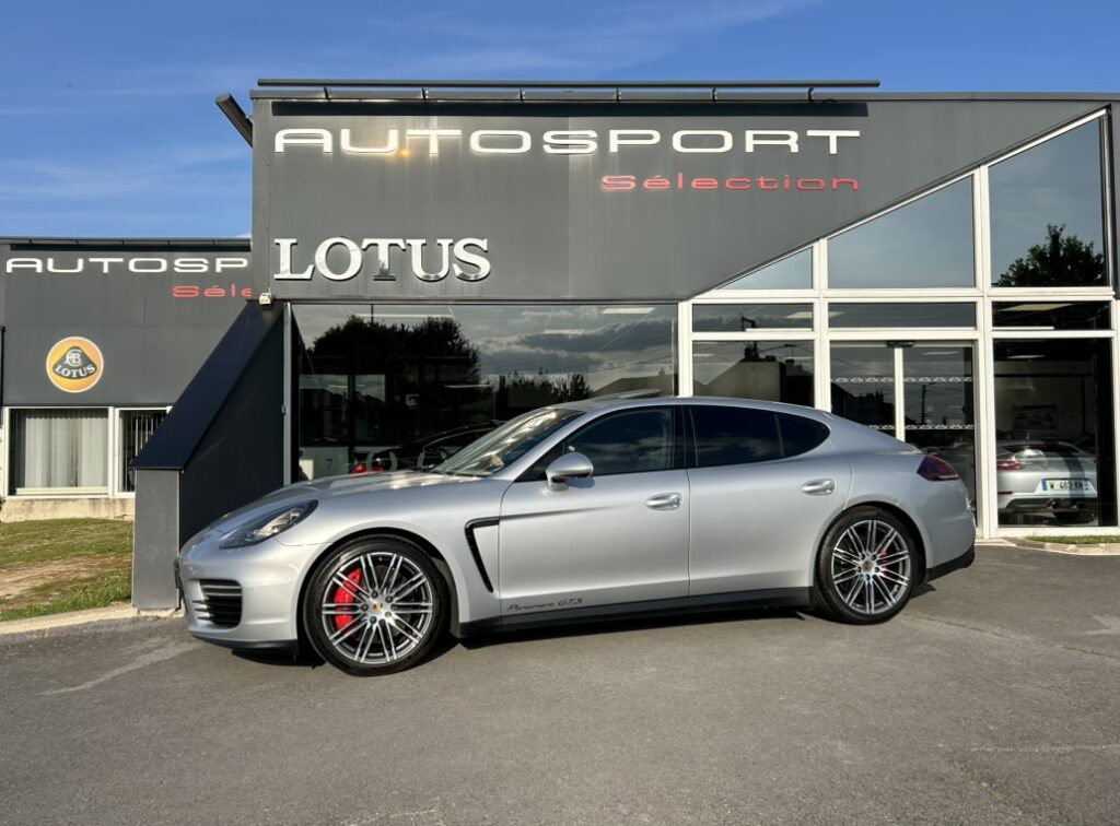Porsche Panamera 4 GTS 4.8L V8 440Ch