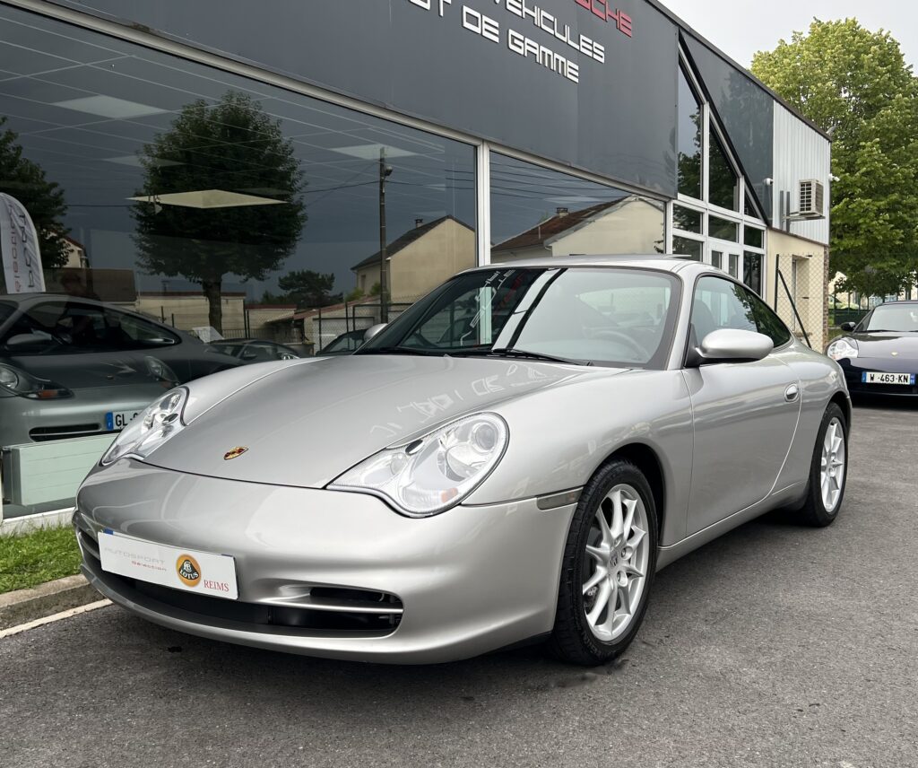 Porsche 911 Type 996 Carrera 3.6L 320Ch