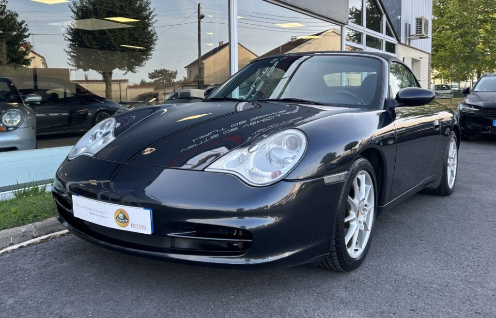 Porsche 911 Type 996 Carrera 4 3.6L 320Ch