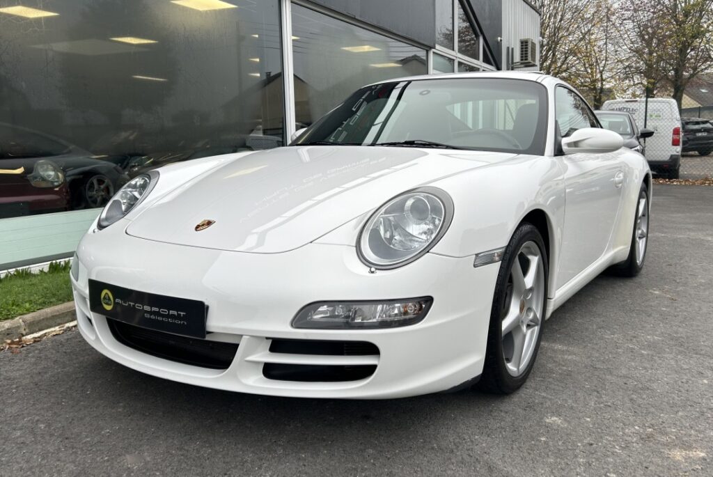 Porsche 911 Type 997 Carrera 3.6L 325Ch