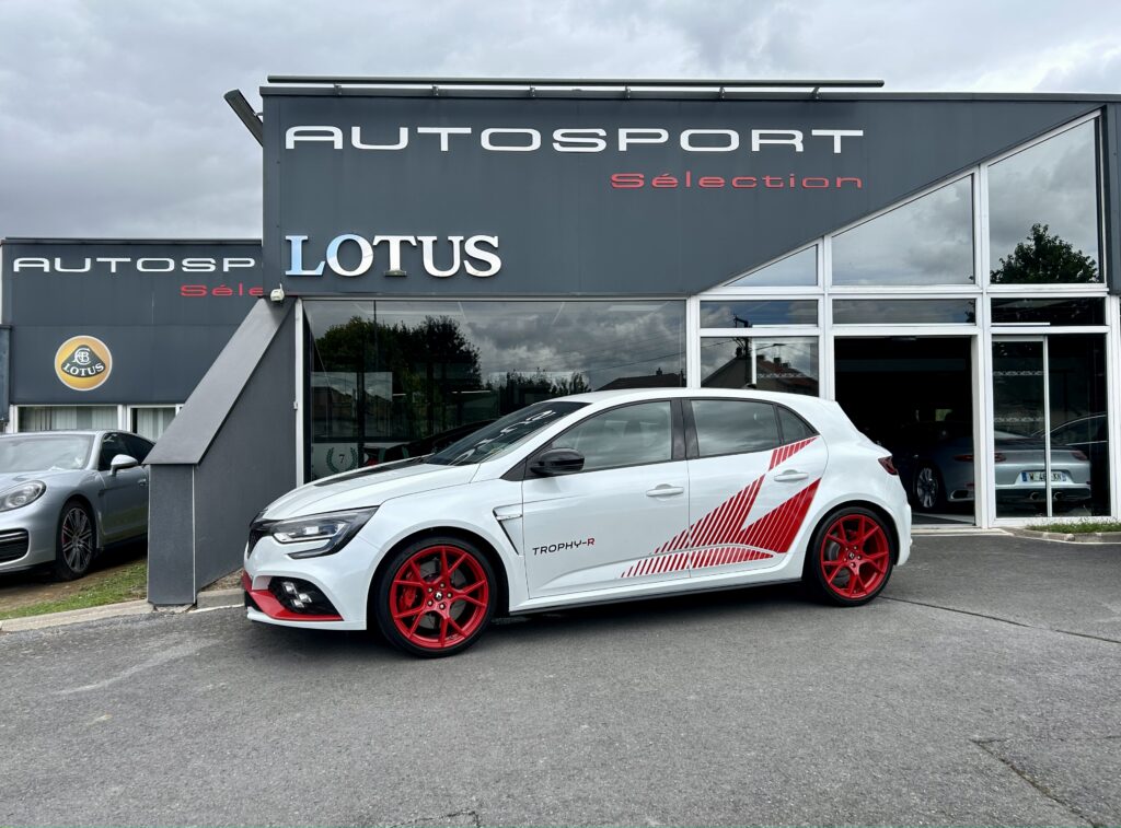 Renault Megane IV RS Trophy-R 1.8L 300Ch À partir de 660e/Mois