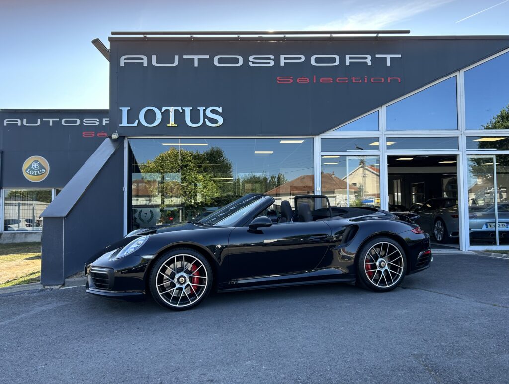 Porsche 911 Type 991.2 Turbo Cabriolet 3.8L 540Ch PDK À partir de 960€/Mois