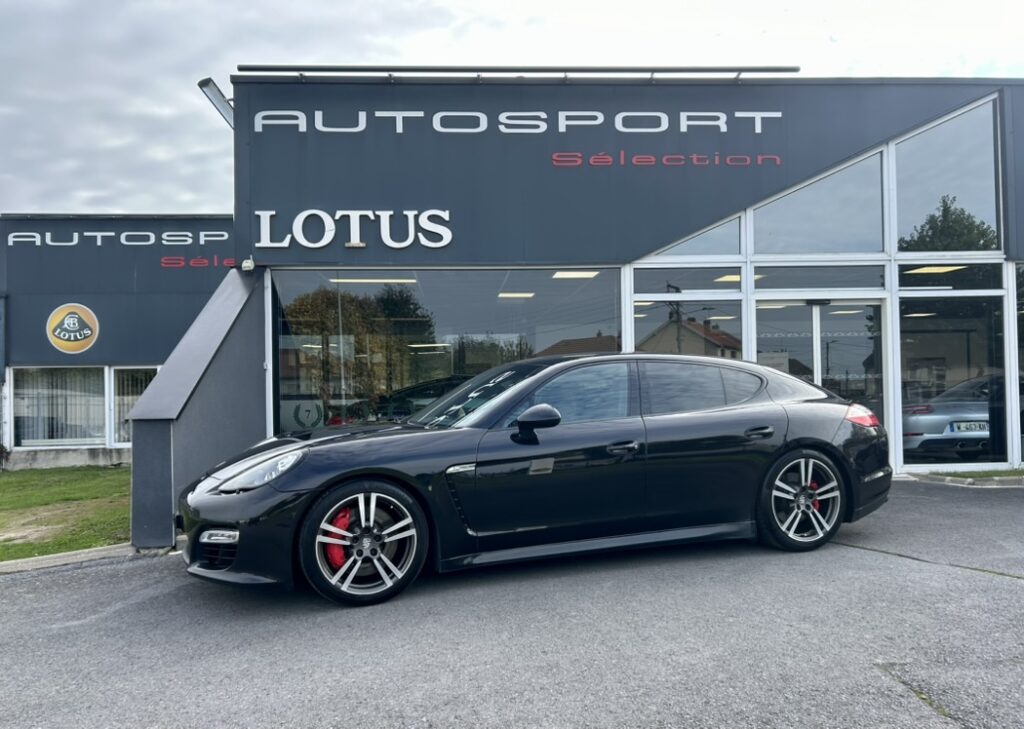 Porsche Panamera 4 GTS 4.8L V8 430Ch