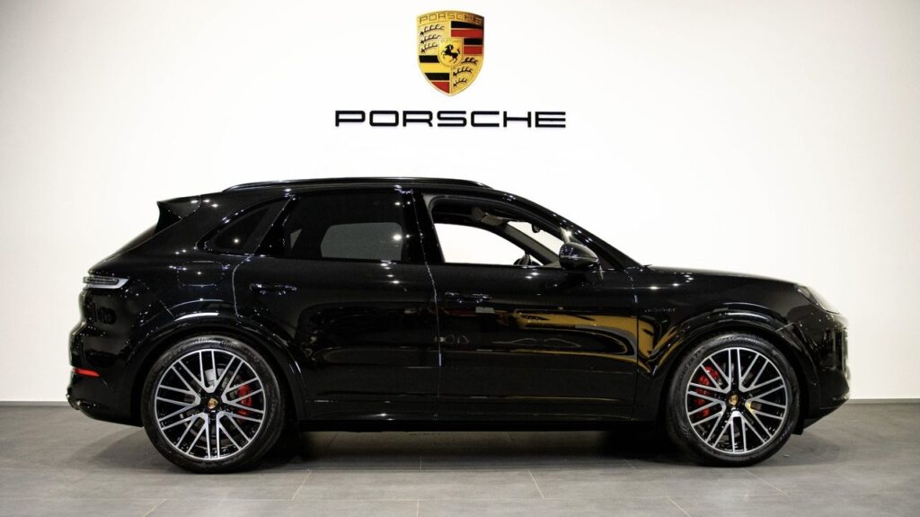 EN ARRIVAGE : Porsche Cayenne S E-Hybrid 3.0L V6 519Ch